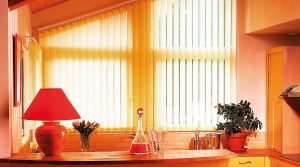 Store lames verticales tissu _ SARL BERGER